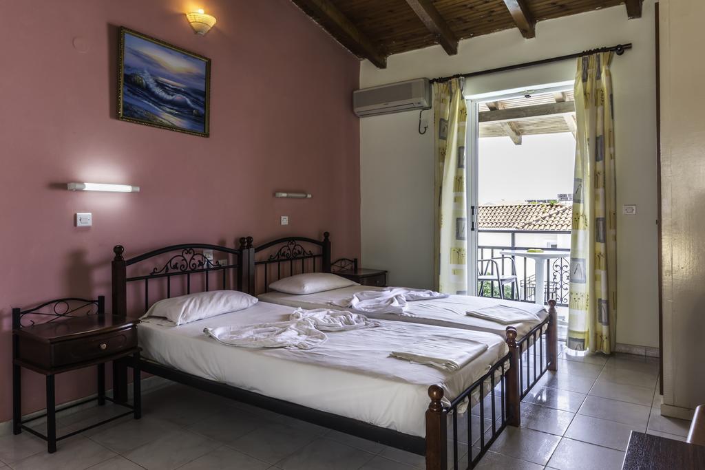 Vossos Hotel Apartments Laganas Buitenkant foto
