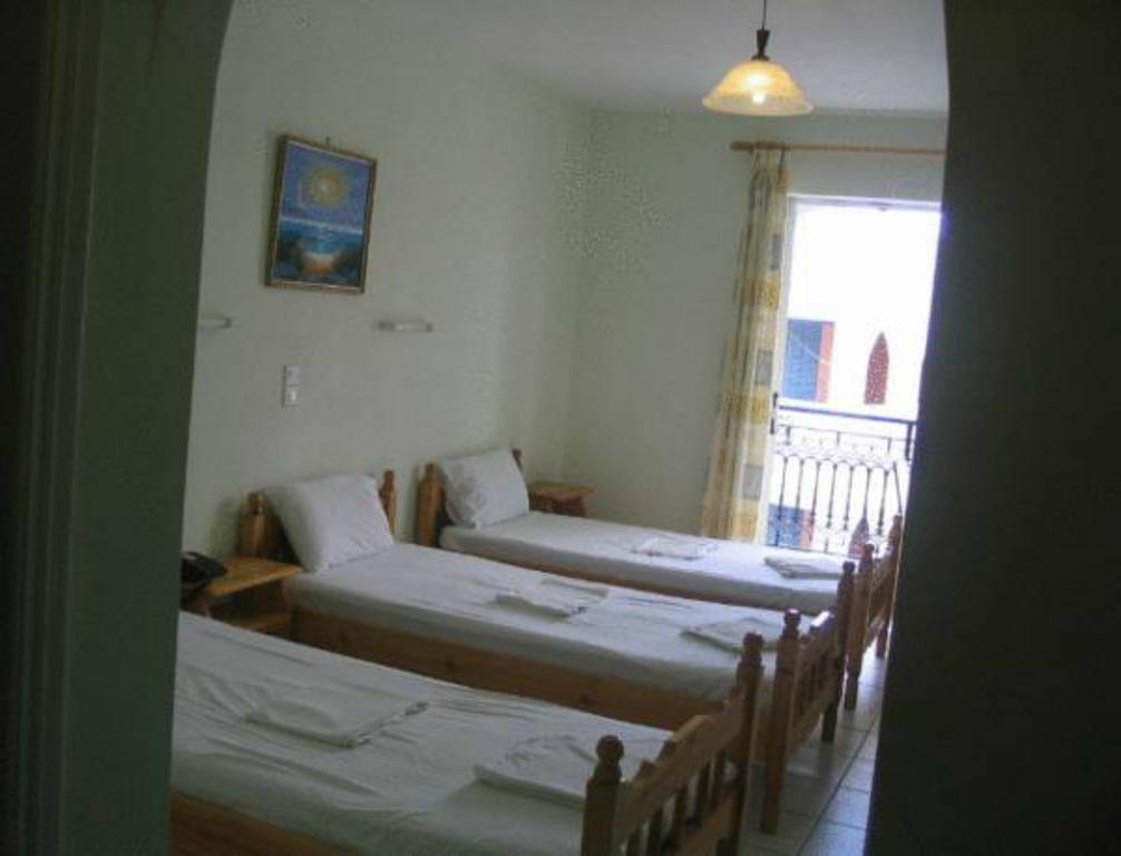 Vossos Hotel Apartments Laganas Buitenkant foto