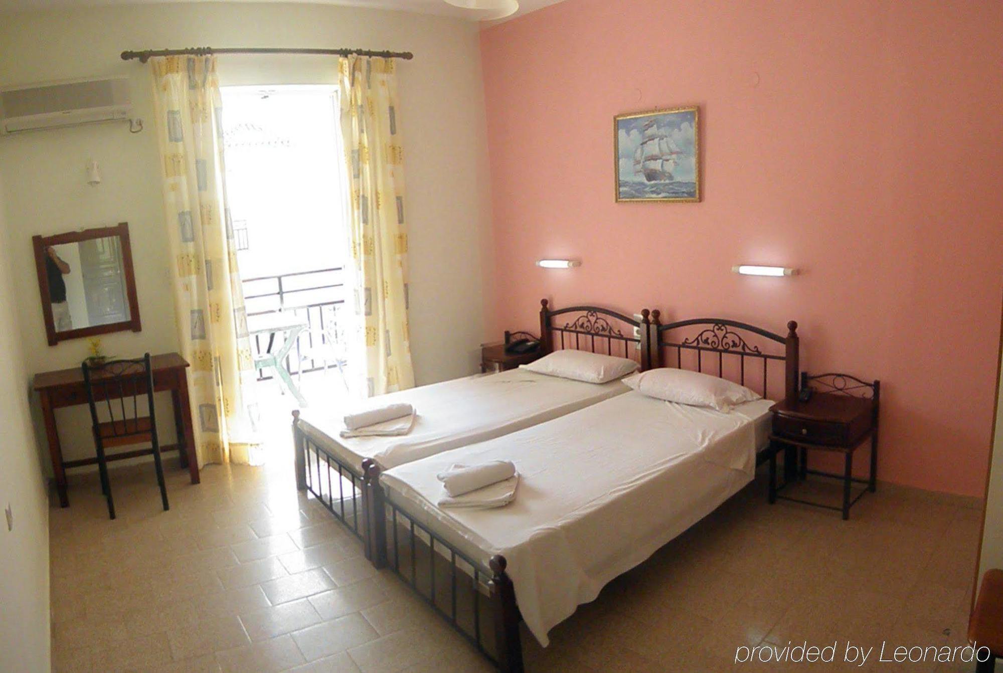 Vossos Hotel Apartments Laganas Buitenkant foto