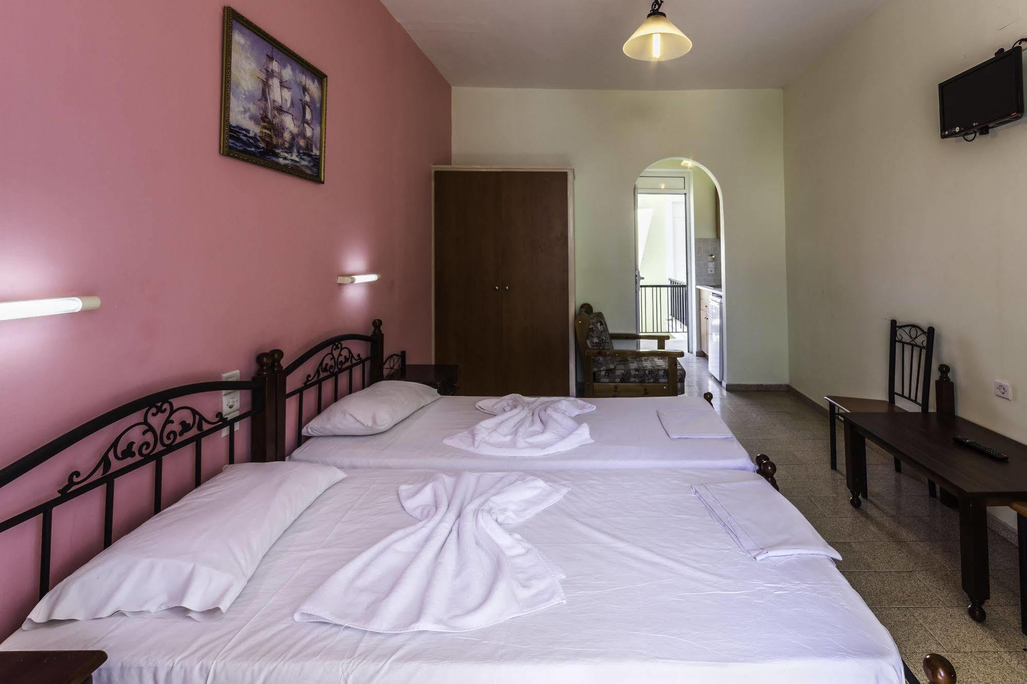 Vossos Hotel Apartments Laganas Buitenkant foto